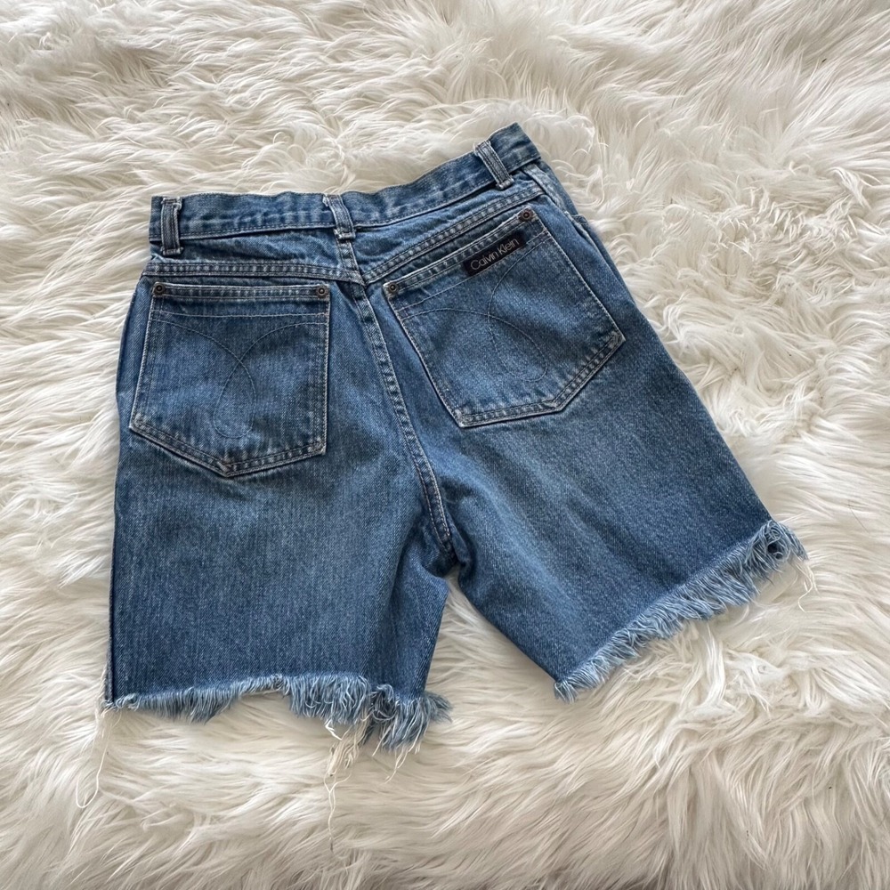 Vintage Calvin Klein‎ Shorts women's 8 Blue Relaxed Straight Easy Fit Denim USA